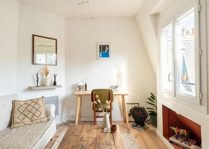 Cocon A Montmartre باريس